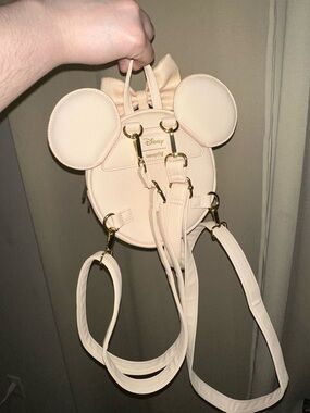 Loungefly Disney Minnie Mouse Ears Pin Display Crossbody Bag